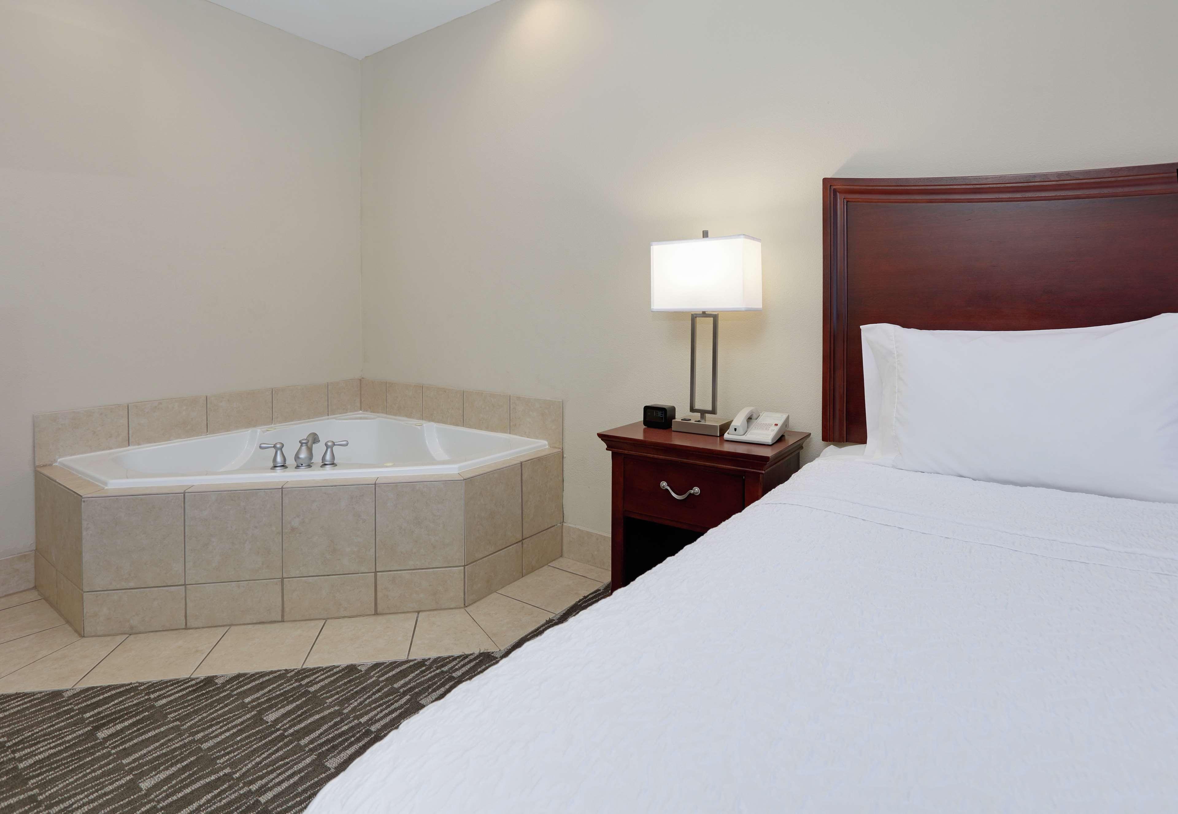 Hampton Inn & Suites Southern Pines-Pinehurst Aberdeen Exteriör bild