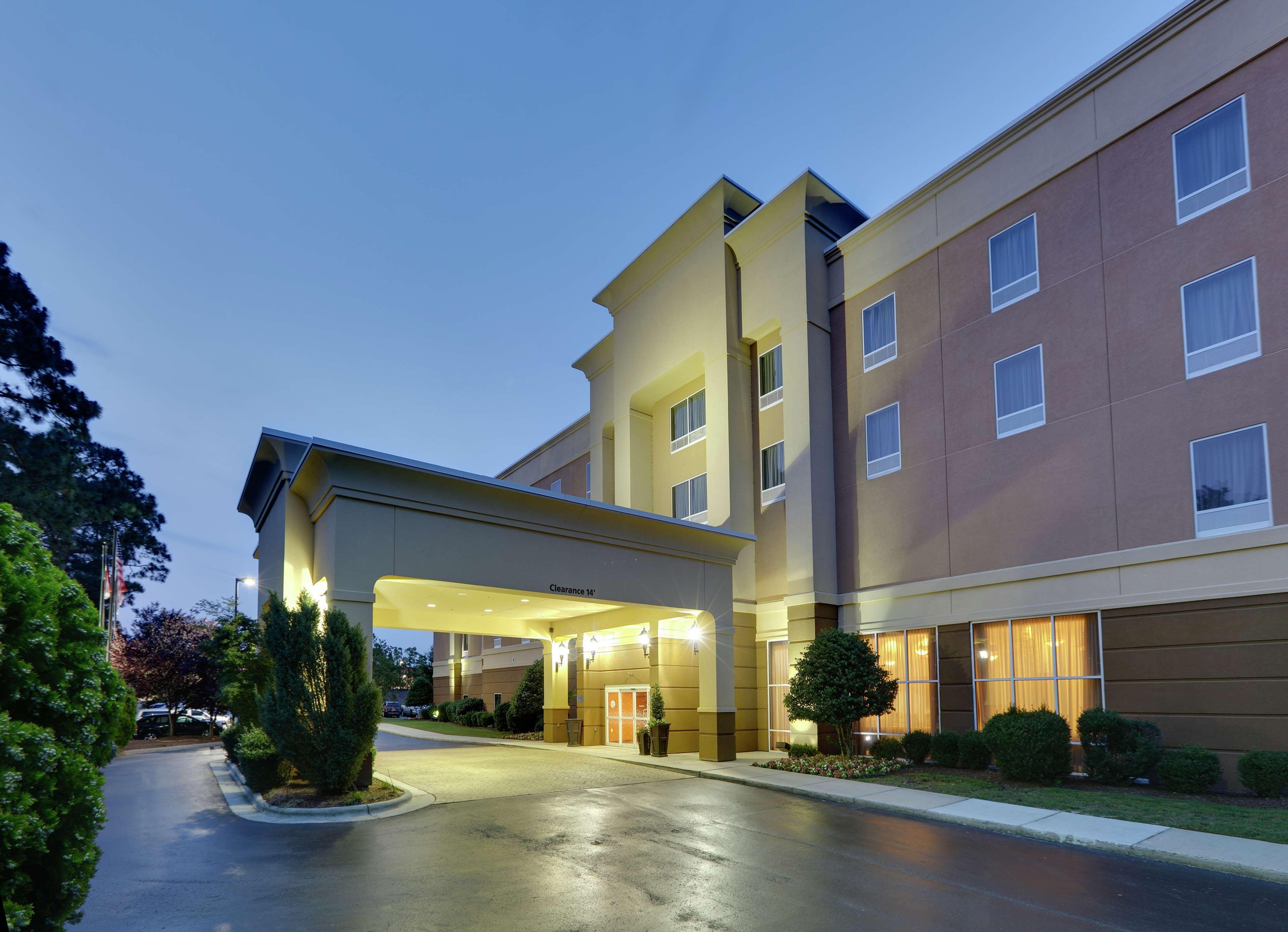 Hampton Inn & Suites Southern Pines-Pinehurst Aberdeen Exteriör bild
