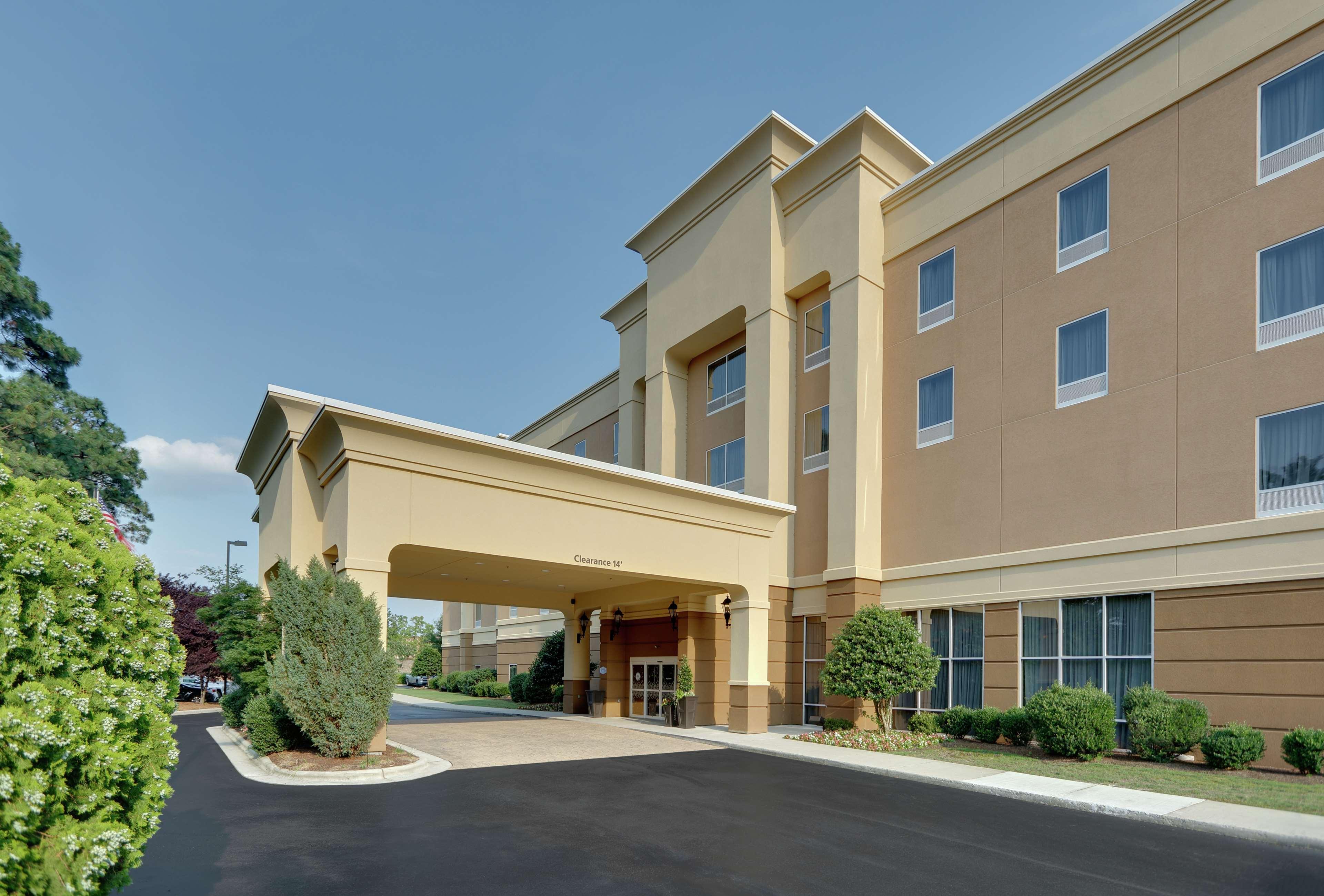 Hampton Inn & Suites Southern Pines-Pinehurst Aberdeen Exteriör bild